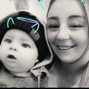 Meet your Posher, Holly